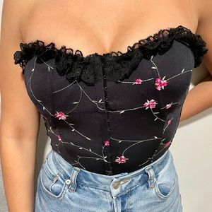 Victoria’s Secret floral corset 💗